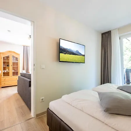 Alpennest Apartment *